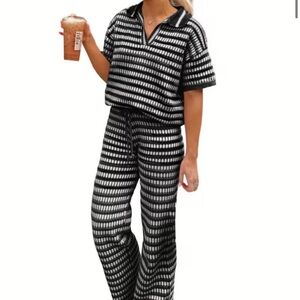 Amazon Black and White Pantsuit